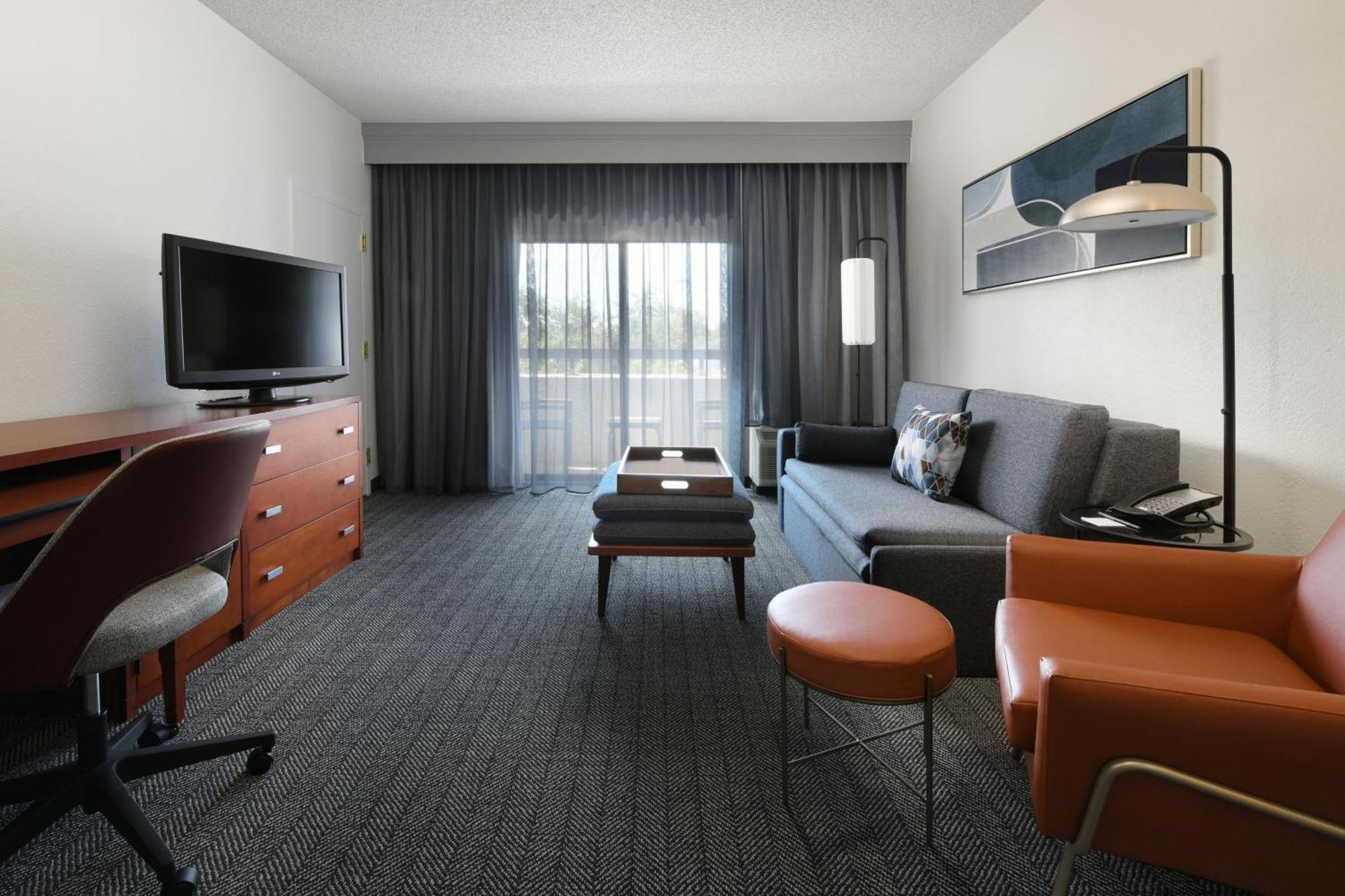 Courtyard Dallas Las Colinas Irving Exterior foto